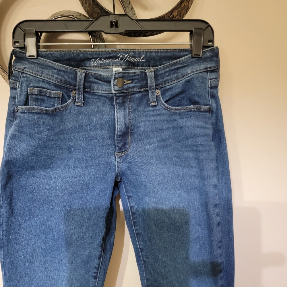 Universal Threads Jeans - Picture 6 of 7